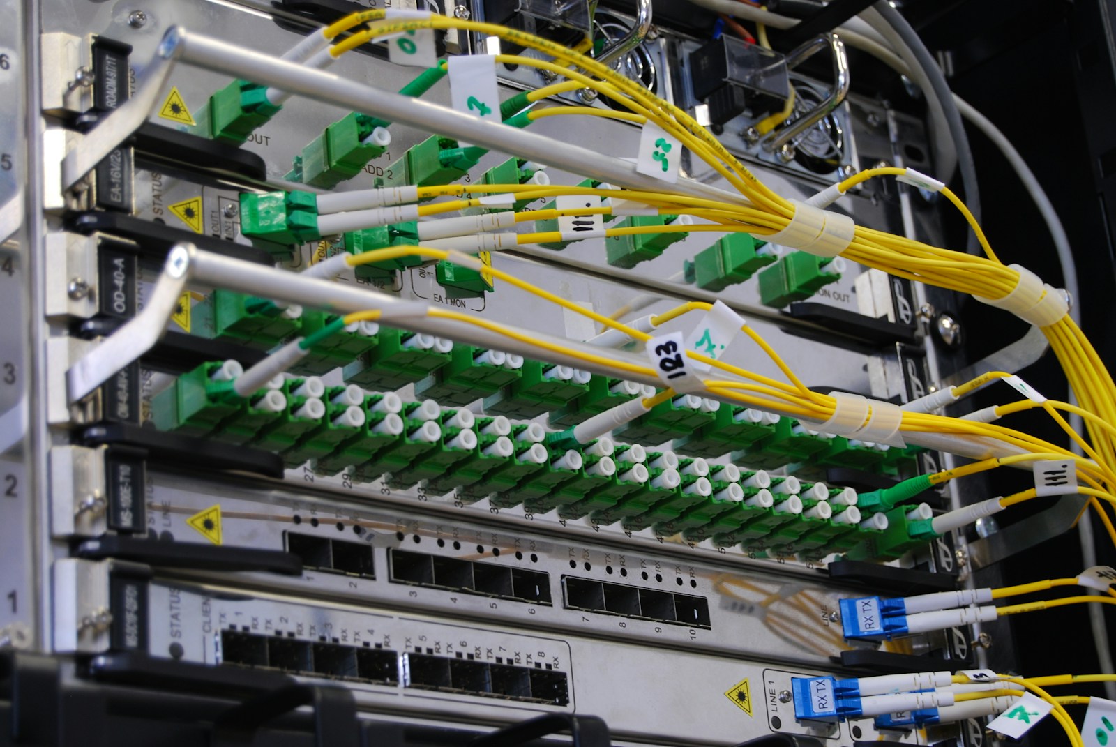 Server rack with patch cables